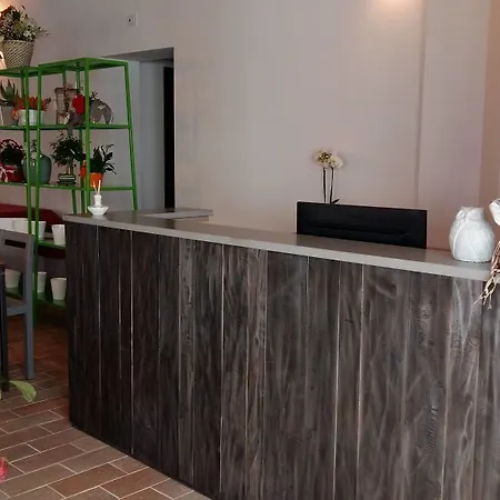 Moretti Village - Sophie Lantställe