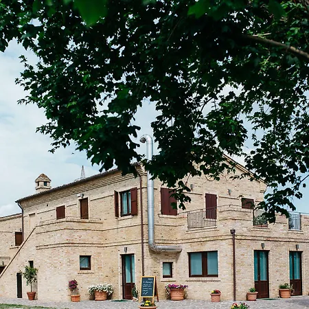 Lantställe Moretti Village - Sophie Civitanova Marche